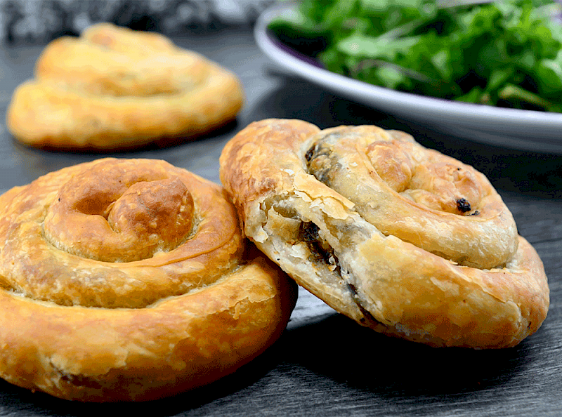 Burek | GLAZIR | salziges Geschirr | Rezepte